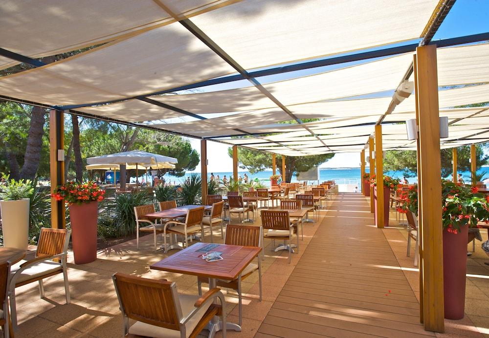 Ai Pini Medulin Resort Bagian luar foto