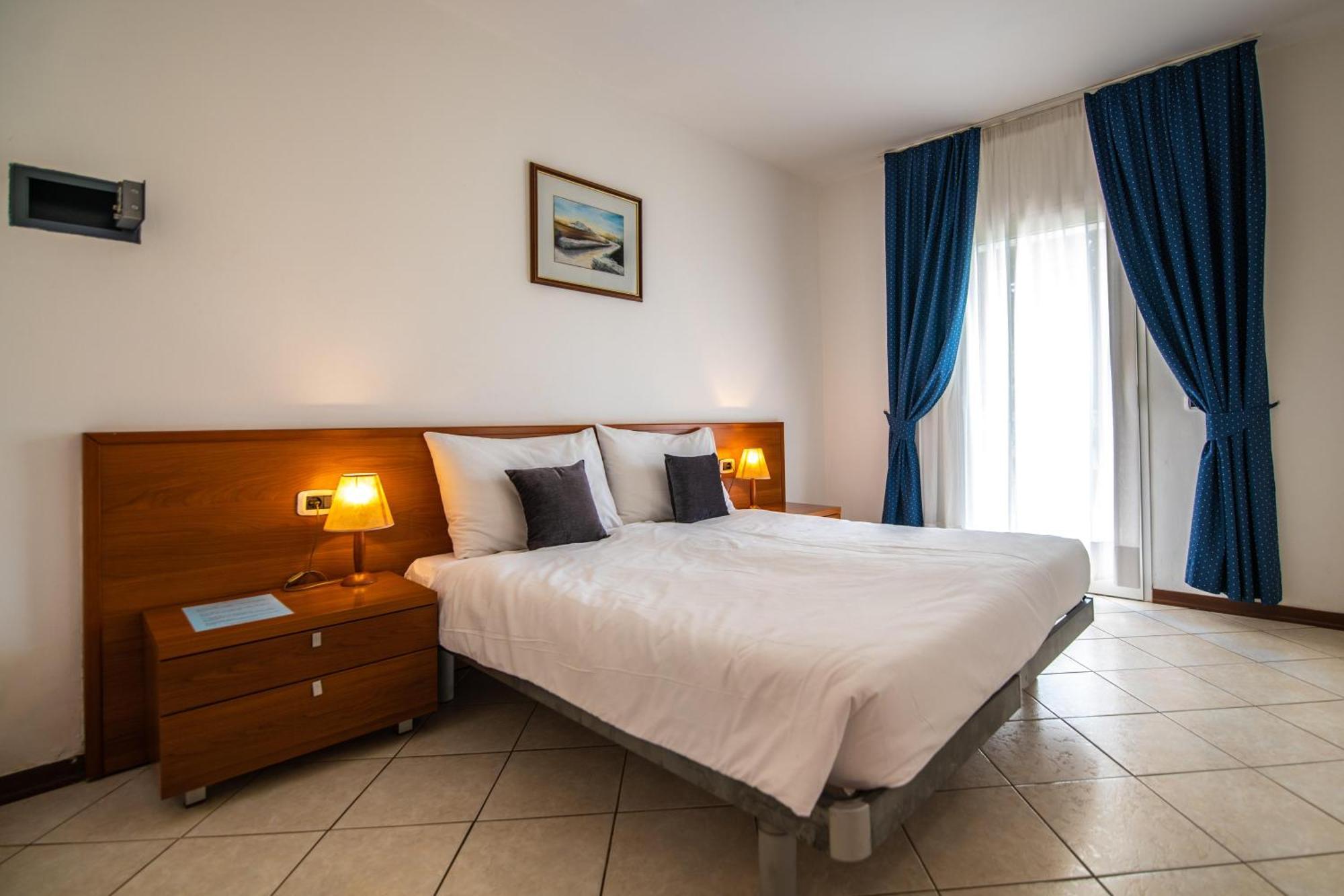 Ai Pini Medulin Resort Bagian luar foto